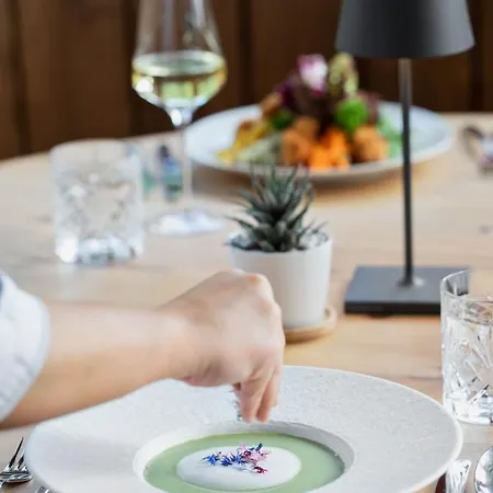 Berggasthaus Hoellensteinhuette Värdshus 3*