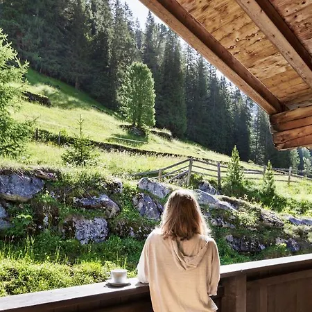 Värdshus Berggasthaus Hoellensteinhuette Tux