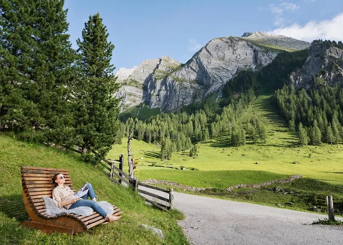 بيت ريفي Berggasthaus Hollensteinhutte