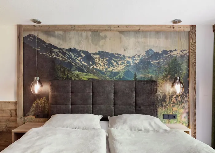 Berggasthaus Hollensteinhutte بيت ريفي 3*